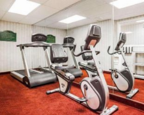 Quality Inn & Suites Des Moines - Merle Hay Road image 20